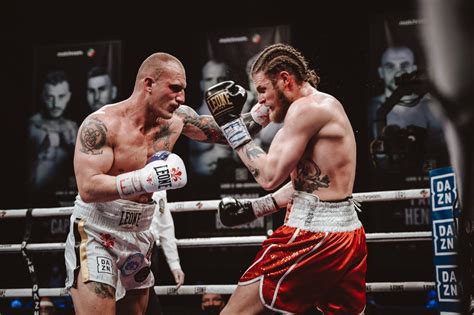 boxing news 24 forum.